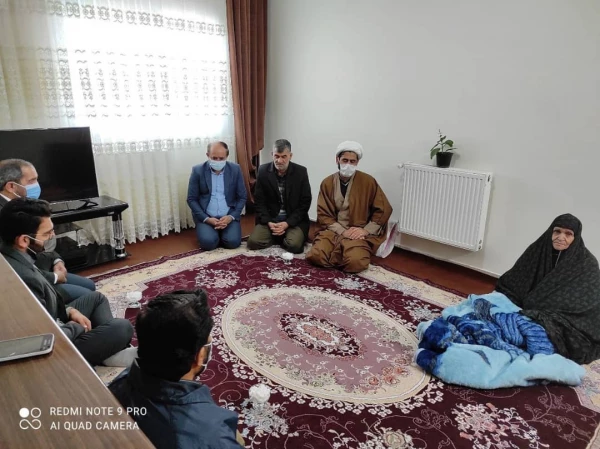 دیدار با خانواده شهیدان سید داوود موسوی و شهید حجت اله توکلی 2