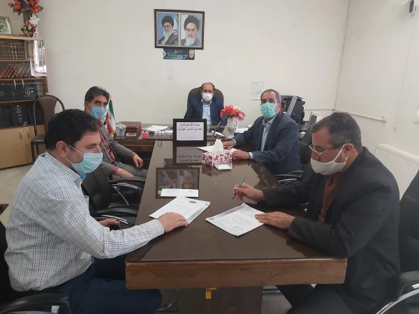 جلسه در ارتباط با دهه سرآمد آموزش 4