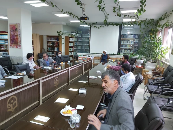 جلسه توانمندیها و چالشهای مرکز در سال تحصیلی1400 3