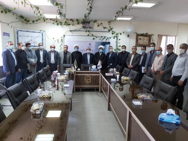 جلسه مسئول استانی دانشگاه فرهنگیان  و امام جمعه محترم مسئولین  شهرستان الیگودرز و افتتاح آشپزخانه صتعتی  2