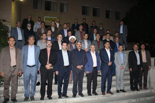 جلسه اساتید مرکز با موضوع آموزش 2