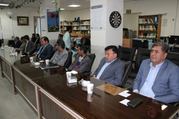 جلسه اساتید مرکز با موضوع آموزش 5