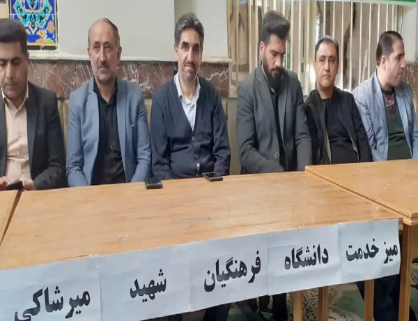 ارائه میز خدمت در نماز جمعه شهرستان  3