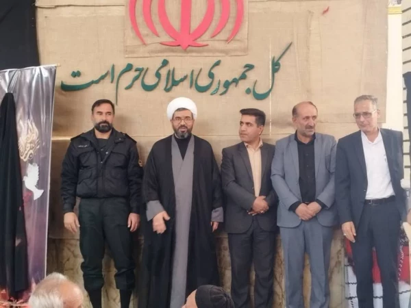 ارائه میز خدمت در نماز جمعه شهرستان  7