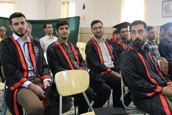 برگزاری مراسم دانش آموختگی دانشجویان ورودی سال ۱۳۹۸
 2