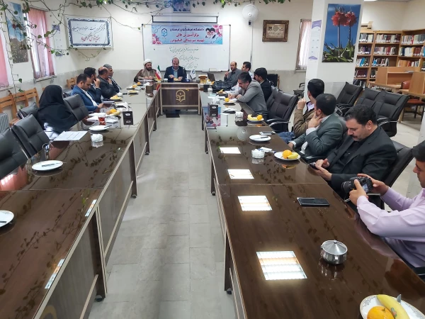 برگزاری جلسه شورای فرهنگی و شورای مدیران استان در مرکز شهید میرشاکی 
 2