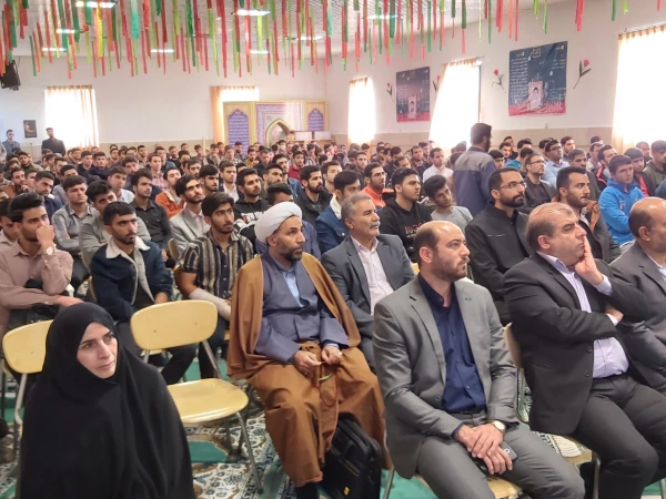 دومین یادواره ۷شهید دانشجو معلم الیگودرز برگزارشد 7