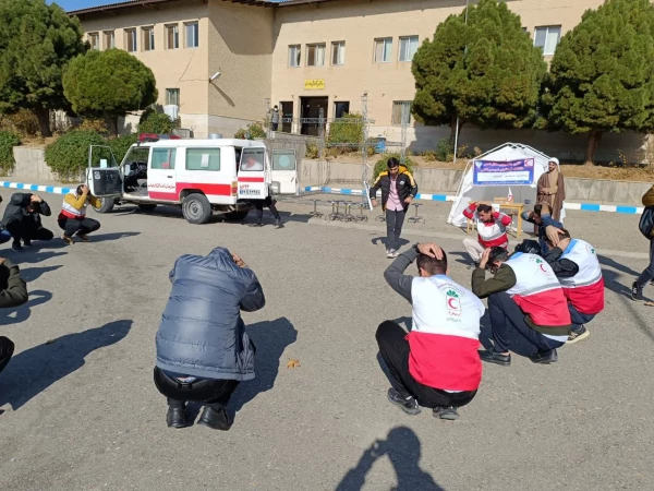 برگزاری مانور زلزله همزمان با ۸ آذر روز ایمنی در برابر زلزله  3