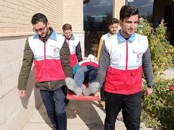 برگزاری مانور زلزله همزمان با ۸ آذر روز ایمنی در برابر زلزله  4