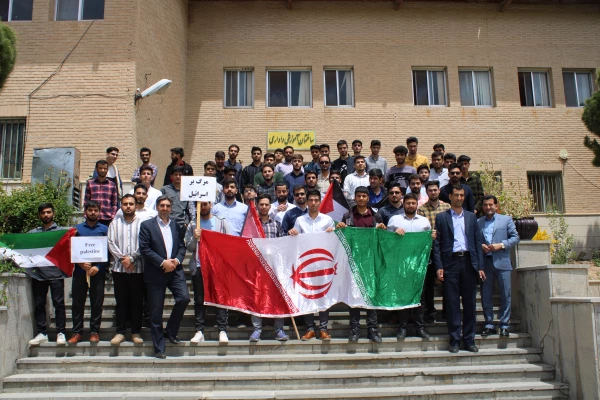 تجمع دانشجویان دانشگاه فرهنگیان مرکز شهید میرشاکی الیگودرز
  2