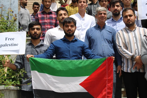 تجمع دانشجویان دانشگاه فرهنگیان مرکز شهید میرشاکی الیگودرز
  2