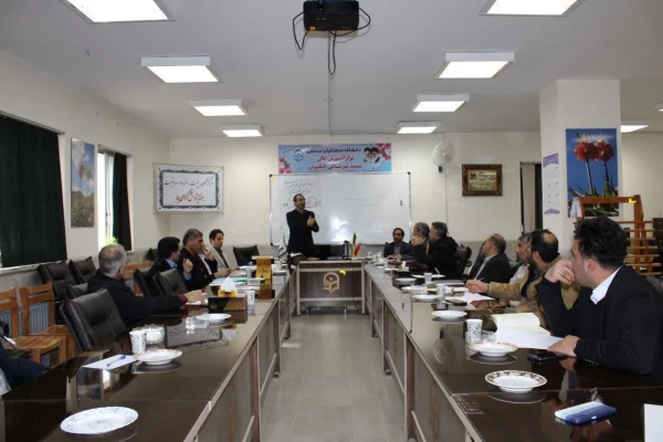 برگزاری دوره آموزشی توانمندسازی اساتید کارورزی 2 و 4 2