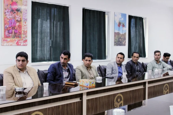 برگزاری جلسه بررسی چالش ها و برنامه ریزی درس کارورزی در دانشگاه فرهنگیان شهید میرشاکی الیگودرز با حضور کارشناسن آموزش و پرورش،مدیران مدارس و اساتید کارورزی 4