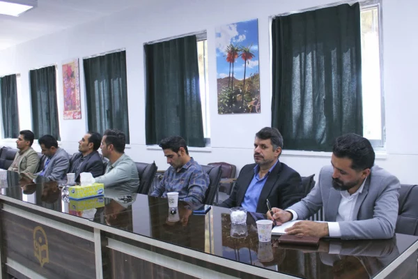 برگزاری جلسه بررسی چالش ها و برنامه ریزی درس کارورزی در دانشگاه فرهنگیان شهید میرشاکی الیگودرز با حضور کارشناسن آموزش و پرورش،مدیران مدارس و اساتید کارورزی 5