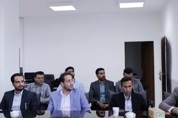 برگزاری جلسه بررسی چالش ها و برنامه ریزی درس کارورزی در دانشگاه فرهنگیان شهید میرشاکی الیگودرز با حضور کارشناسن آموزش و پرورش،مدیران مدارس و اساتید کارورزی 6