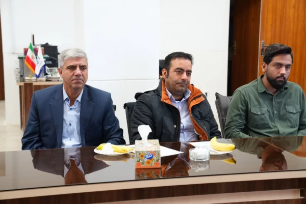 برگزاری جلسه هم اندیشی مسئولان دانشگاه فرهنگیان لرستان مرکز شهیدمیرشاکی الیگودرز 5